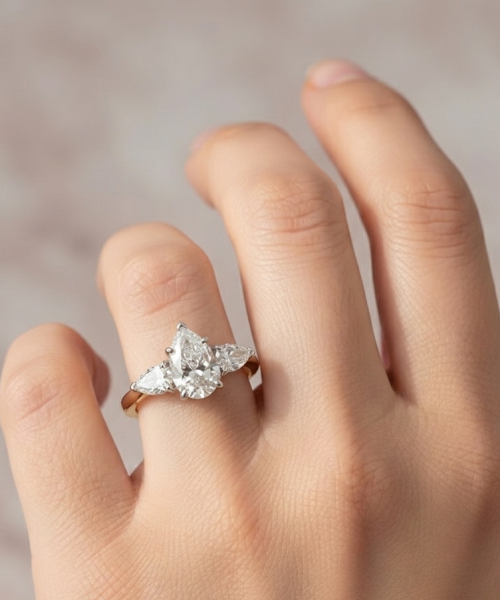 18ct Gold Three Stone Pear Shape Diamond Engagement Ring-M788